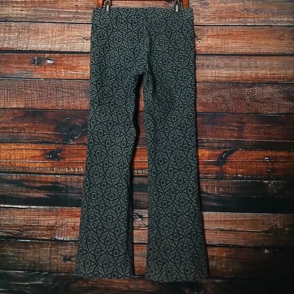 Harolds Vintage Pants 10 Flare Leg Mid Rise Gray Black Mandala Brocade USA Made - Picture 3 of 7